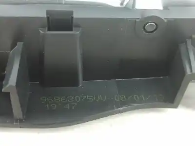 Peça sobressalente para automóvel em segunda mão puxador interior traseiro direito por citroen c-elysee (dd_) 1.5 bluehdi 100 referências oem iam 96863075vv  