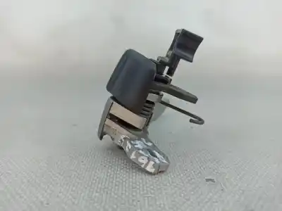 Second-hand car spare part interior right rear handle for mazda 3 (bk) 1.6 (bk14) oem iam references   