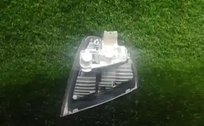 Second-hand car spare part right tailgate door light for bmw 3 (e90) 318 d oem iam references bmw 6937460  