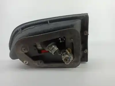 Pièce détachée automobile d'occasion feu arrière droit dans la porte pour hyundai h-1 / starex autobús (a1) 2.5 tci références oem iam   