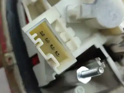 Second-hand car spare part right tailgate door light for bmw 3 (e90) 320 d oem iam references 6937460  