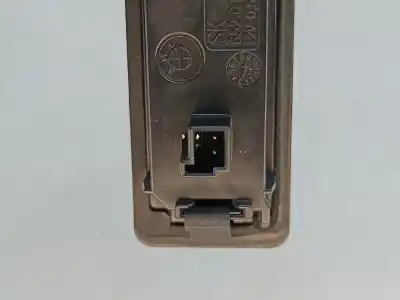 Second-hand car spare part licence plate light for bmw 3 (e90) 318 d oem iam references 7193293  