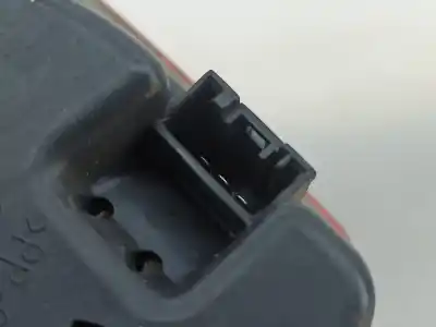 Peça sobressalente para automóvel em segunda mão farolim da mala traseiro esquerdo por bmw 3 touring (e46) 320 d referências oem iam 63216905627  