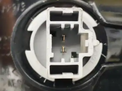 Second-hand car spare part right tailgate door light for mazda 3 (bk) 1.6 (bk14) oem iam references   