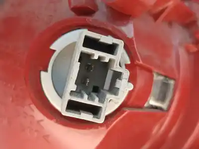 Second-hand car spare part right tailgate door light for mazda 3 (bk) 1.3 (bk14) oem iam references   