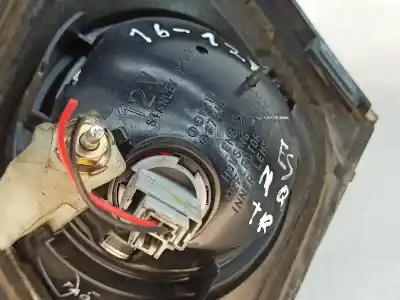 Second-hand car spare part left tailgate door light for mazda 3 (bk) 1.6 (bk14) oem iam references p2913  