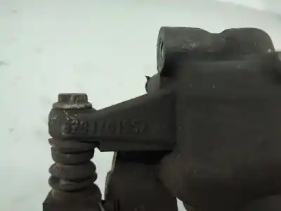 Peça sobressalente para automóvel em segunda mão pinça de travão dianteira esquerda por opel corsa d (s07) 1.4 (l08 l68) referências oem iam 0204y01952  