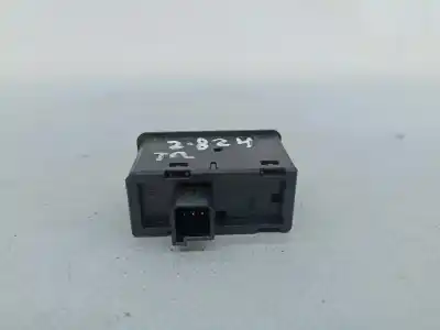 Second-hand car spare part left front power window switch for opel astra h gtc (a04) 1.7 cdti (l08) oem iam references 13197131  