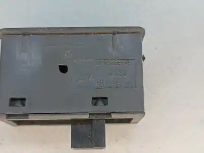 Second-hand car spare part left front power window switch for opel astra h gtc (a04) 1.7 cdti (l08) oem iam references 13197131  