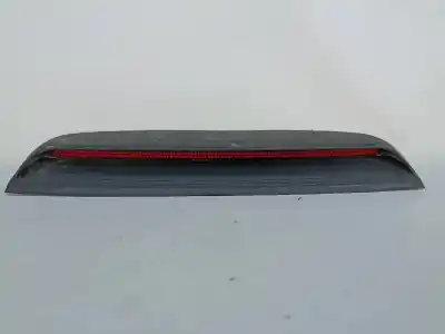 Peça sobressalente para automóvel em segunda mão farolim de travão central por volkswagen passat 3b2 1.9 tdi referências oem iam 3b5945121