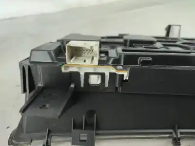 Second-hand car spare part dashboard for opel vectra c (z02) 1.8 16v oem iam references 09180273wb   Second-hand car spare part dashboard for opel vectra c (z02) 1.8 16v oem iam references 09180273wb