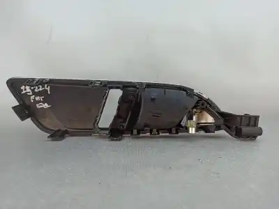 Автозапчастина б/у ліва передня внутрішня ручка для mercedes-benz a-class (w176) a 180 cdi / d (176.012) посилання на oem iam a2467201148  