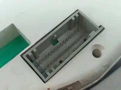 Gebrauchtes Autoersatzteil instrumententafel zum renault megane scenic (ja0/1_) 1.4 i (ja0e) oem-iam-referenzen 7700427900c  