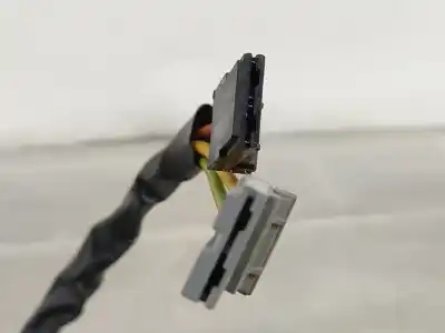 Second-hand car spare part ignition switch for renault kangoo express (fc0/1_) d 65 1.9 (fc0e fc02 fc0j fc0n) oem iam references 4 fios  