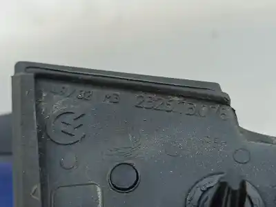 Автозапчастина б/у правий задний огляд для peugeot 208 caixa (cr_) 1.6 hdi 92 посилання на oem iam 232673078  