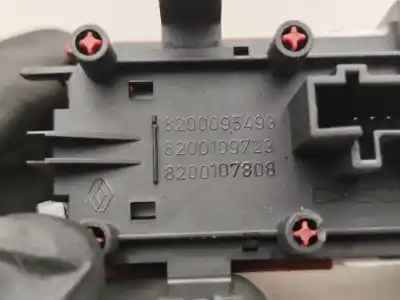 Peça sobressalente para automóvel em segunda mão interruptor 4 piscas - emergência por renault megane ii break (km0/1_) 1.5 dci (km02. km13) gasóleo 2004 5p referências oem iam 8200095493  