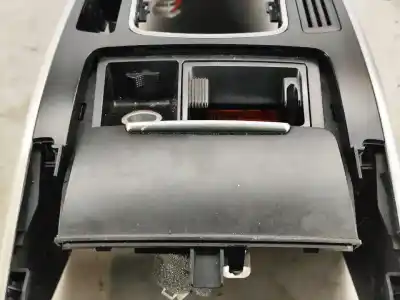 Автозапчастина б/у центральна консоль для audi a4 b8 avant (8k5) 2.0 tdi посилання на oem iam 8k0864981d  