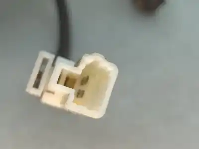 Автозапчастина б/у передній правий гачок для hyundai i30 fastback (pde, pden) 1.6 crdi посилання на oem iam 88830g4000try  