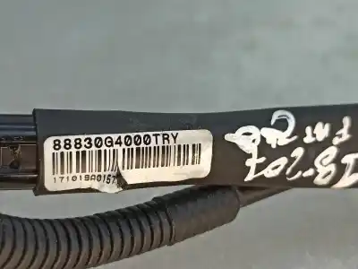 Автозапчастина б/у лівий передній гачок для hyundai i30 fastback (pde, pden) 1.6 crdi посилання на oem iam 88830g4000try  