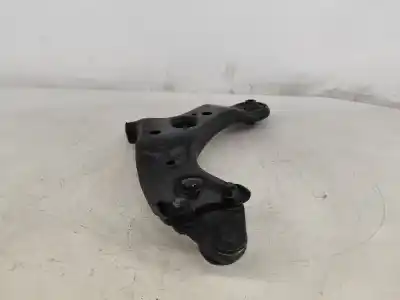 Автозапчастина б/у передній правий нижний рычаг підвіски для toyota auris ranchera familiar (_e18_) 1.4 d-4d (nde180_) посилання на oem iam   