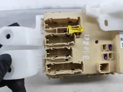 Автозапчастина б/у реле/запоперівник для toyota auris ranchera familiar (_e18_) 1.4 d-4d (nde180_) посилання на oem iam 63583366  