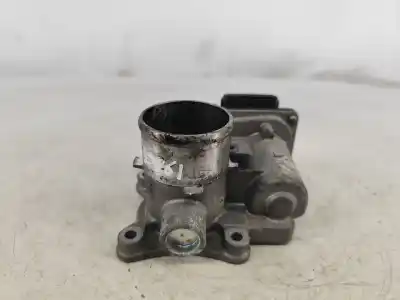 Автозапчасти б/у бабочка коробка за toyota auris ranchera familiar (_e18_) 1.4 d-4d (nde180_) ссылки oem iam 261000n030