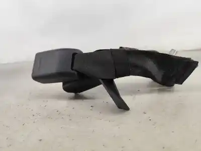 Автозапчасти б/у левый задний крюк ремня за toyota auris ranchera familiar (_e18_) 1.4 d-4d (nde180_) ссылки oem iam 019334  