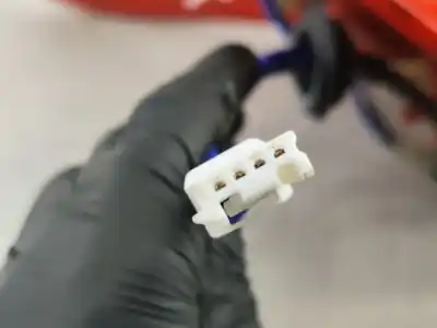 Автозапчасти б/у правый передний пилот за toyota auris ranchera familiar (_e18_) 1.4 d-4d (nde180_) ссылки oem iam   