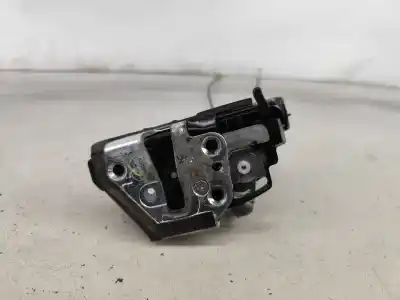 Автозапчасти б/у замок задней левой двери за toyota auris ranchera familiar (_e18_) 1.4 d-4d (nde180_) ссылки oem iam a084219