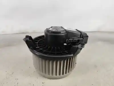 Автозапчасти б/у отопительный двигатель за toyota auris ranchera familiar (_e18_) 1.4 d-4d (nde180_) ссылки oem iam av2727008084