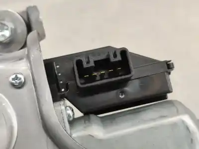 Автозапчасти б/у мотор заднего стеклоочистителя за toyota auris ranchera familiar (_e18_) 1.4 d-4d (nde180_) ссылки oem iam 8513002050  