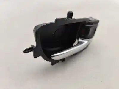 Автозапчасти б/у внутри передней правой ручки за toyota auris ranchera familiar (_e18_) 1.4 d-4d (nde180_) ссылки oem iam 92057a2  