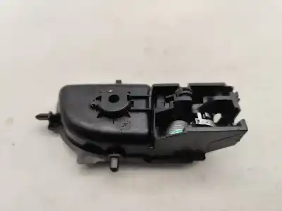 Автозапчастина б/у ліва передня внутрішня ручка для toyota auris ranchera familiar (_e18_) 1.4 d-4d (nde180_) посилання на oem iam 92057a1  