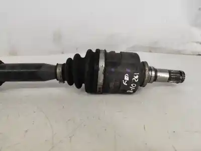 Автозапчасти б/у передняя правая трансмиссия за toyota auris ranchera familiar (_e18_) 1.4 d-4d (nde180_) ссылки oem iam 434100f041  