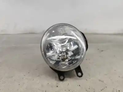 Автозапчасти б/у правая противотуманная фара за toyota auris ranchera familiar (_e18_) 1.4 d-4d (nde180_) ссылки oem iam 8121002110