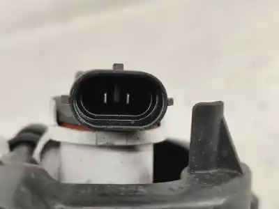 Автозапчасти б/у правая противотуманная фара за toyota auris ranchera familiar (_e18_) 1.4 d-4d (nde180_) ссылки oem iam 8121002110  