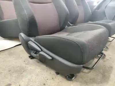 Автозапчасти б/у полный комплект сиденья за toyota auris ranchera familiar (_e18_) 1.4 d-4d (nde180_) ссылки oem iam   