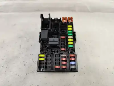 Peça sobressalente para automóvel em segunda mão caixa de fusíveis e relés por opel adam (m13) 1.4 referências oem iam 2b0z4010f