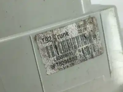 Автозапчастина б/у правий ліхтар в дверях для peugeot 308 sw ii (lc_, lj_, lr_, lx_, l4_) 1.6 hdi / bluehdi 115 (lcbhxm lcbhxt) посилання на oem iam 9878094880  