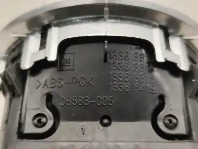 Автозапчастина б/у аераційна решіта для opel adam (m13) 1.4 посилання на oem iam   