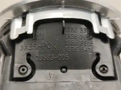 Автозапчастина б/у аераційна решіта для opel adam (m13) 1.4 посилання на oem iam   