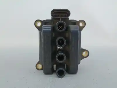 Tweedehands auto-onderdeel bobine voor renault clio iii (br0/1, cr0/1) 1.2 16v (br02 br0j br11 cr02 cr0j cr11) oem iam-referenties 8200702693