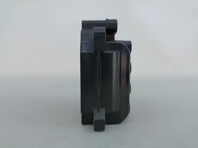 Tweedehands auto-onderdeel bobine voor renault clio iii (br0/1, cr0/1) 1.2 16v (br02 br0j br11 cr02 cr0j cr11) oem iam-referenties 8200702693  