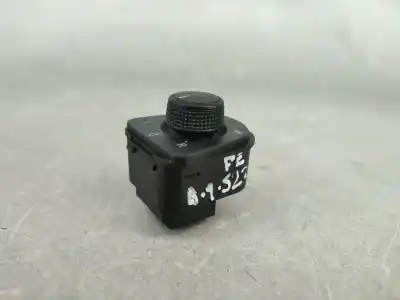 Pezzo di ricambio per auto di seconda mano controllo specchio per seat leon st (5f8) 1.6 tdi riferimenti oem iam 5f0959565e  
