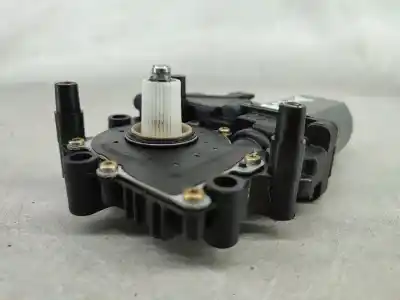 Second-hand car spare part right front window motor for audi a4 avant (8d5, b5) 113 m/380 gasóleo 1998 5p oem iam references 8d0959802d  