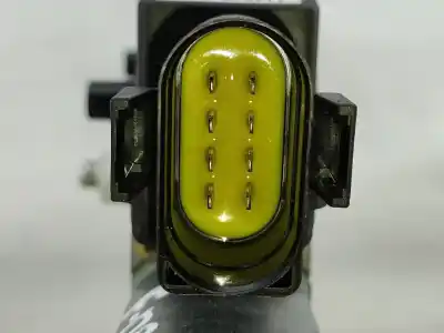 Second-hand car spare part right front window motor for audi a4 avant (8d5, b5) 113 m/380 gasóleo 1998 5p oem iam references 8d0959802d  