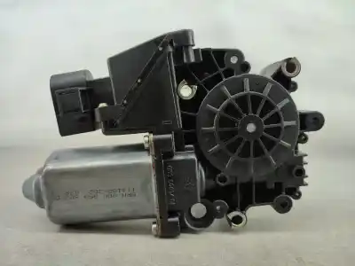 Автозапчастина б/у  для AUDI A4 B5 AVANT (8D5)  Посилання на OEM IAM 8D0959802D  