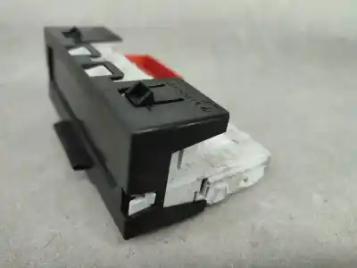 Pièce détachée automobile d'occasion écran multifonctions pour renault megane ii sedán (lm0/1_) 1.5 dci (lm02 lm13 lm2a) références oem iam 8200107839b   Pièce détachée automobile d'occasion écran multifonctions pour renault megane ii sedán (lm0/1_) 1.5 dci (lm02 lm13 lm2a) références oem iam 8200107839b