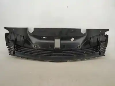 Автозапчасти б/у передняя решетка за renault laguna ii (bg0/1_) 1.8 16v (bg0b. bg0m) ссылки oem iam 8200012581  