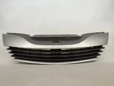 Автозапчасти б/у передняя решетка за renault laguna ii (bg0/1_) 1.8 16v (bg0b. bg0m) ссылки oem iam 8200012581